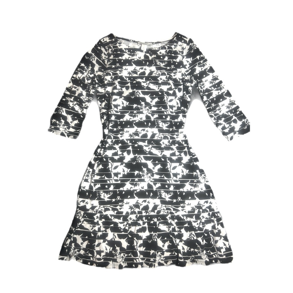 White House Black Market 3/4 sleeve print dress